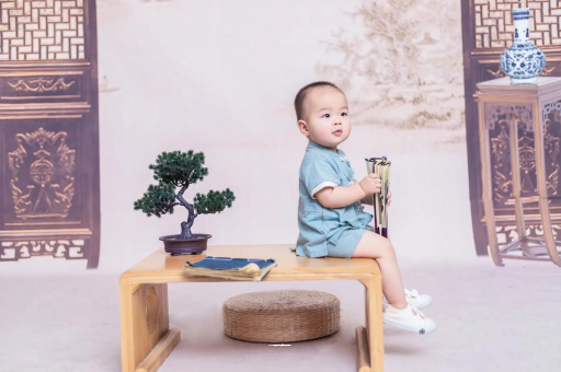 包生男孩正规公司怀孕初期食欲不振